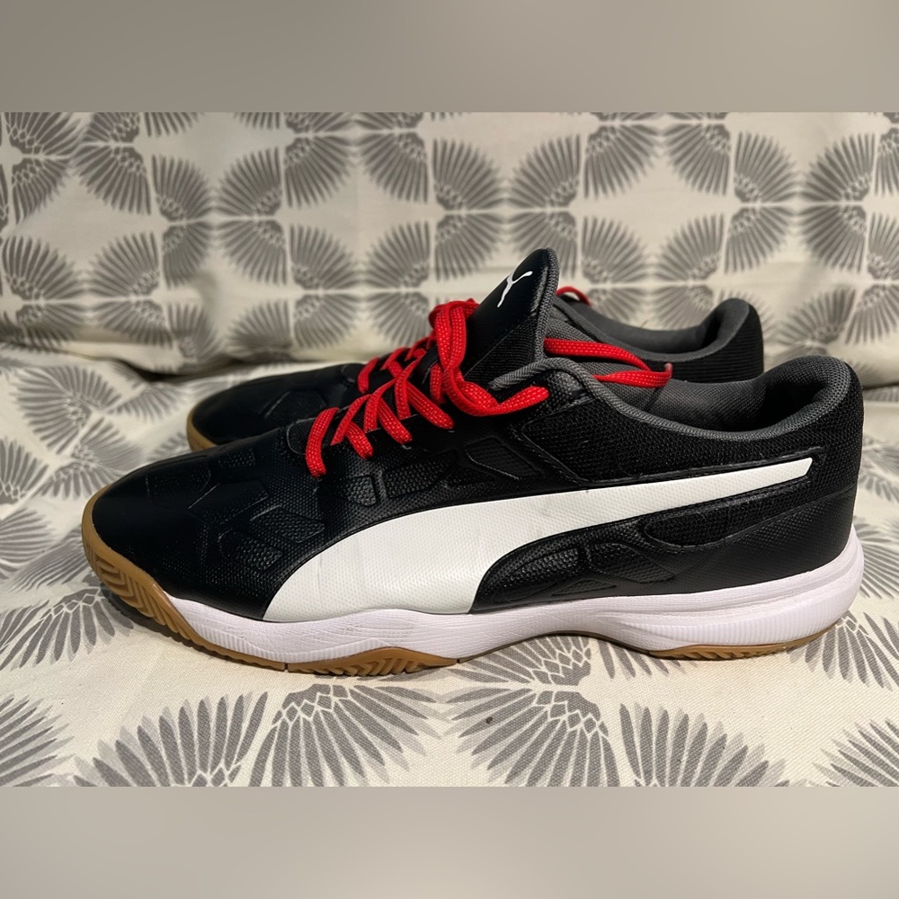 Puma soccer shoe